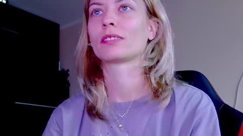 karoline121 online show from 10.08.25