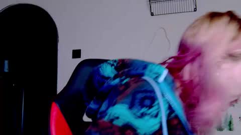 karoline121 online show from 11.28.25