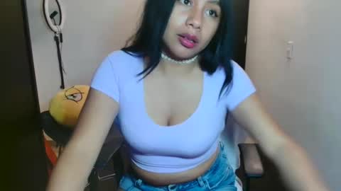 karolinecute online show from 02.27.25