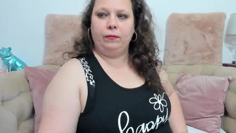 Snapshot of karolinejoyy chatting on 03.09.25 KarolineJoyy online show from 03.09.25