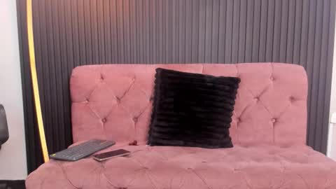 karolwest_ online show from 02.02.26