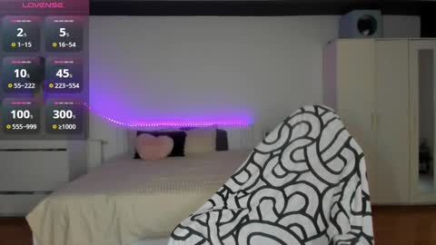 Snapshot of kassysinn chatting on 02.17.25 KassySin online show from 02.17.25