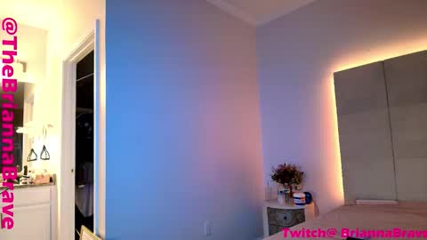 Snapshot of kat2025 chatting on 11.09.25 BriannaBrave online show from 11.09.25