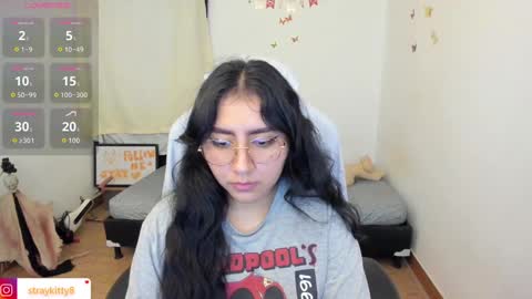 Snapshot of kat_ly_chan chatting on 09.09.25 Kat       online show from 09.09.25