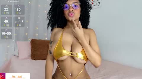 Snapshot of kataleyacandy chatting on 11.04.25 Kataleya online show from 11.04.25