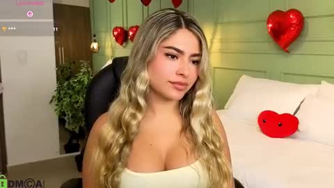 Snapshot of kataliina_18 chatting on 02.07.26 Kat online show from 02.07.26