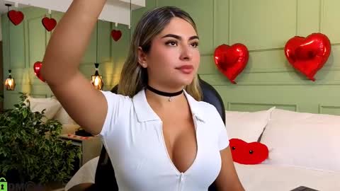 Snapshot of kataliina_18 chatting on 02.11.26 Kat online show from 02.11.26