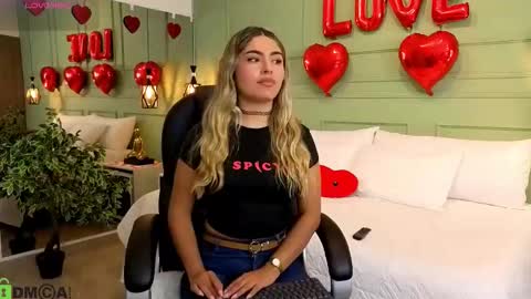 Snapshot of kataliina_18 chatting on 02.13.26 Kat online show from 02.13.26