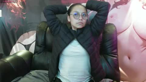 Snapshot of katalina07 chatting on 10.20.25 Katalina online show from 10.20.25