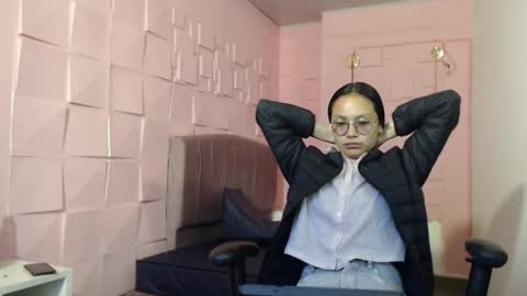 Katalina online show from 12.01.25