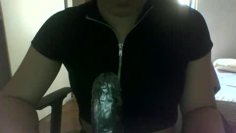 Snapshot of katalina4 chatting on 01.27.25 lovely online show from 01.27.25