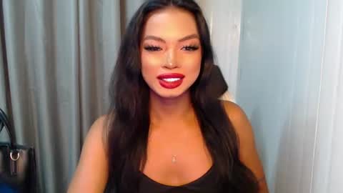 IVY JANE online show from 04.08.26