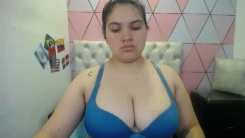 Snapshot of katalina_santana25 chatting on 07.10.26 katalina santana25 online show from 07.10.26