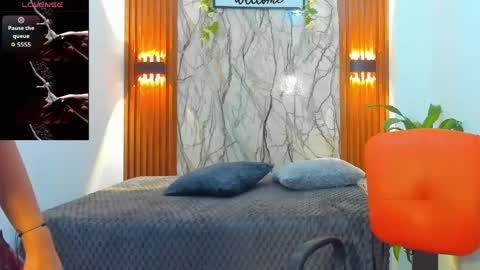 Snapshot of katalina_santanaa chatting on 03.17.26 katalina online show from 03.17.26