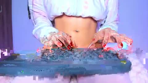 katalinaferreirax online show from 04.21.26