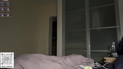 meeellowmarsh - Instagram online show from 03.12.26