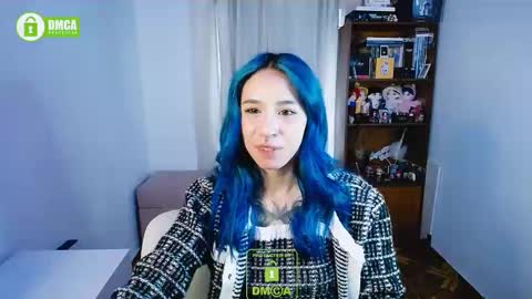 Snapshot of katara_a chatting on 12.19.24 Maca online show from 12.19.24