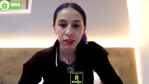 Snapshot of katara_a chatting on 12.31.24 Maca online show from 12.31.24