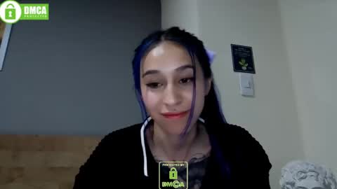 Snapshot of katara_a chatting on 01.01.25 Maca online show from 01.01.25