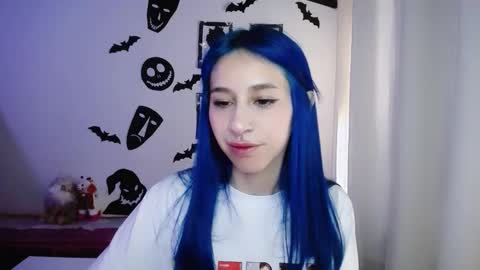 Snapshot of katara_a chatting on 10.04.25 Maca online show from 10.04.25