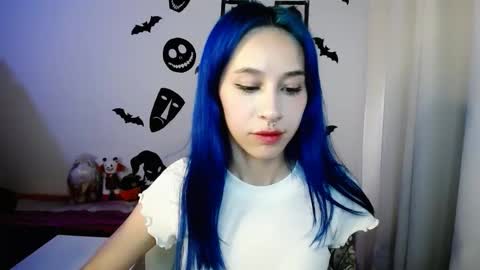 Snapshot of katara_a chatting on 10.16.25 Maca online show from 10.16.25