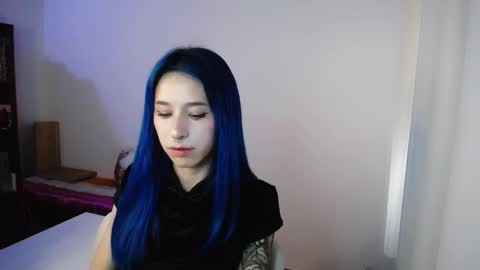 Snapshot of katara_a chatting on 12.05.25 Maca online show from 12.05.25