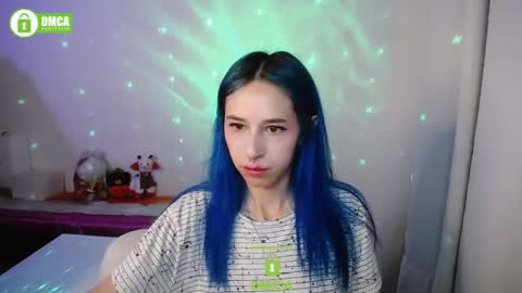 Snapshot of katara_a chatting on 12.15.25 Maca online show from 12.15.25