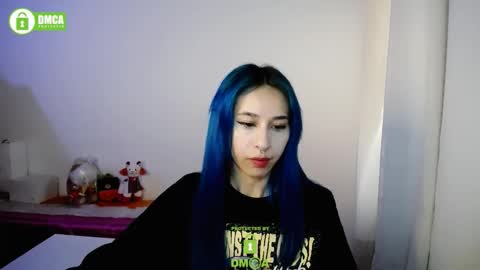 Snapshot of katara_a chatting on 12.16.25 Maca online show from 12.16.25