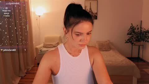 Snapshot of kate124680 chatting on 05.16.26 kate124680 online show from 05.16.26