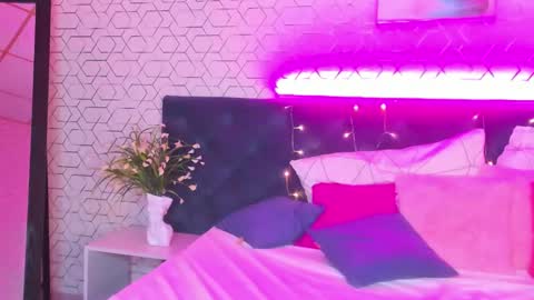 Snapshot of kate_evel chatting on 12.25.24 kate evel online show from 12.25.24