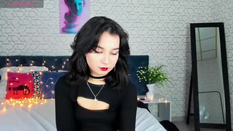 Snapshot of kate_evel chatting on 01.18.25 kate evel online show from 01.18.25