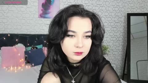 Snapshot of kate_evel chatting on 02.01.25 kate evel online show from 02.01.25