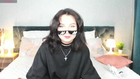 Snapshot of kate_evel chatting on 02.02.25 kate evel online show from 02.02.25