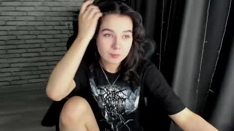 Snapshot of kate_evel chatting on 02.12.25 kate evel online show from 02.12.25