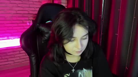 Snapshot of kate_evel chatting on 02.25.25 kate evel online show from 02.25.25