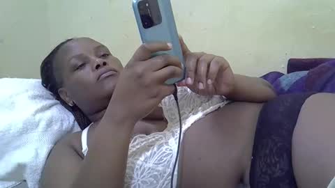 Snapshot of kate_melody5 chatting on 09.25.25 kate_melody5 online show from 09.25.25