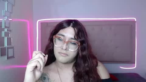 kate online show from 10.15.25