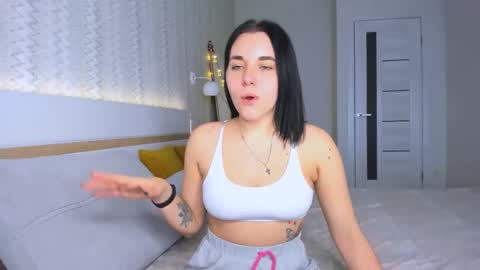 KATE online show from 01.24.25