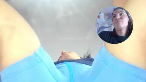 kate_roose online show from 10.22.25