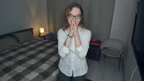 Snapshot of kate_selti chatting on 02.28.26 Kate online show from 02.28.26