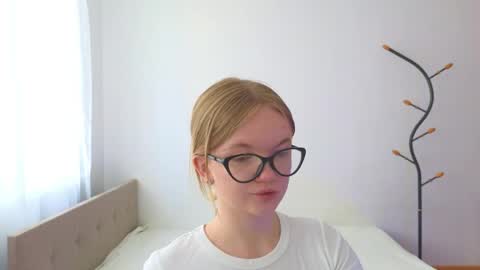katebunnys online show from 06.05.26