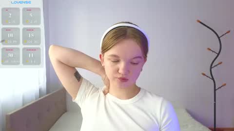 katebunnys online show from 06.14.26