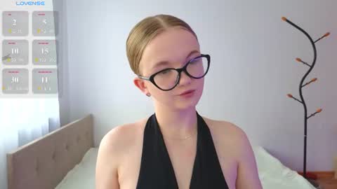 katebunnys online show from 06.15.26