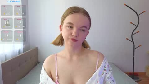 katebunnys online show from 06.17.26