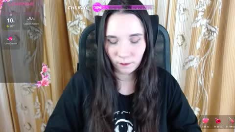 Snapshot of katecrash chatting on 11.01.25 YourKate online show from 11.01.25