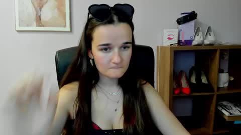 Kate  online show from 05.10.26