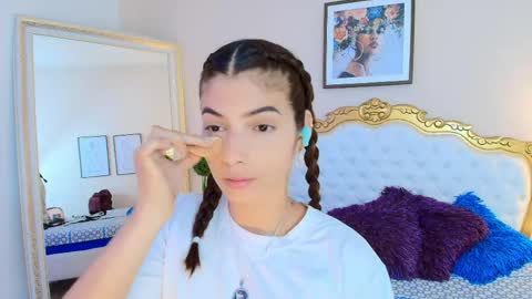 katee Martinez online show from 04.22.26