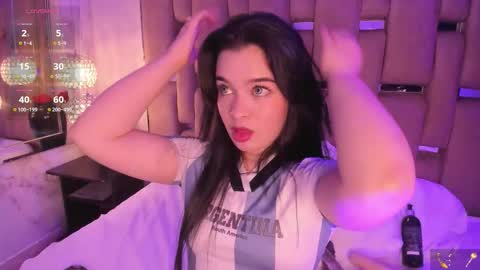 Kate  online show from 11.22.25