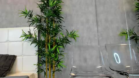 Kate online show from 02.25.25