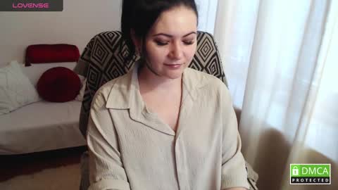 Snapshot of katelynwinehouse chatting on 12.19.24 Katelyn online show from 12.19.24